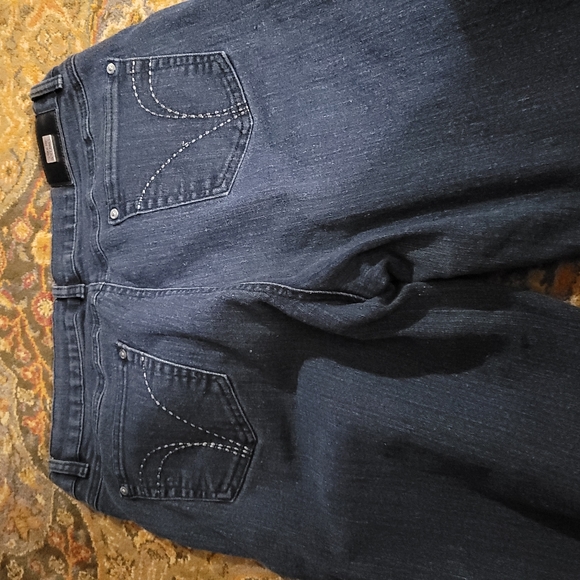 Simon Chang jean cut offs - Picture 5 of 8